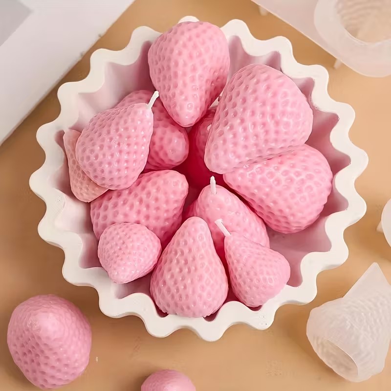 Strawberry Silicone Candle Mol - Soap Making Gifts recension och pris