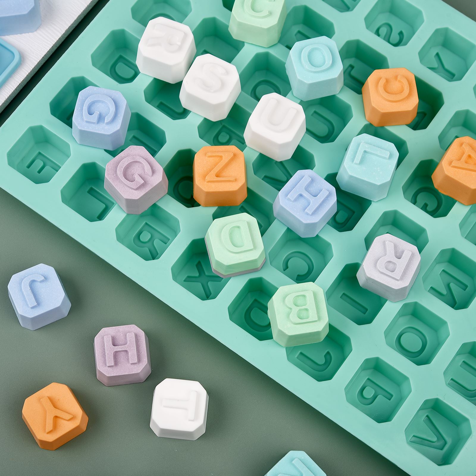 48 Letter Enghish Alphabet let - Soap Making Bar recension och pris