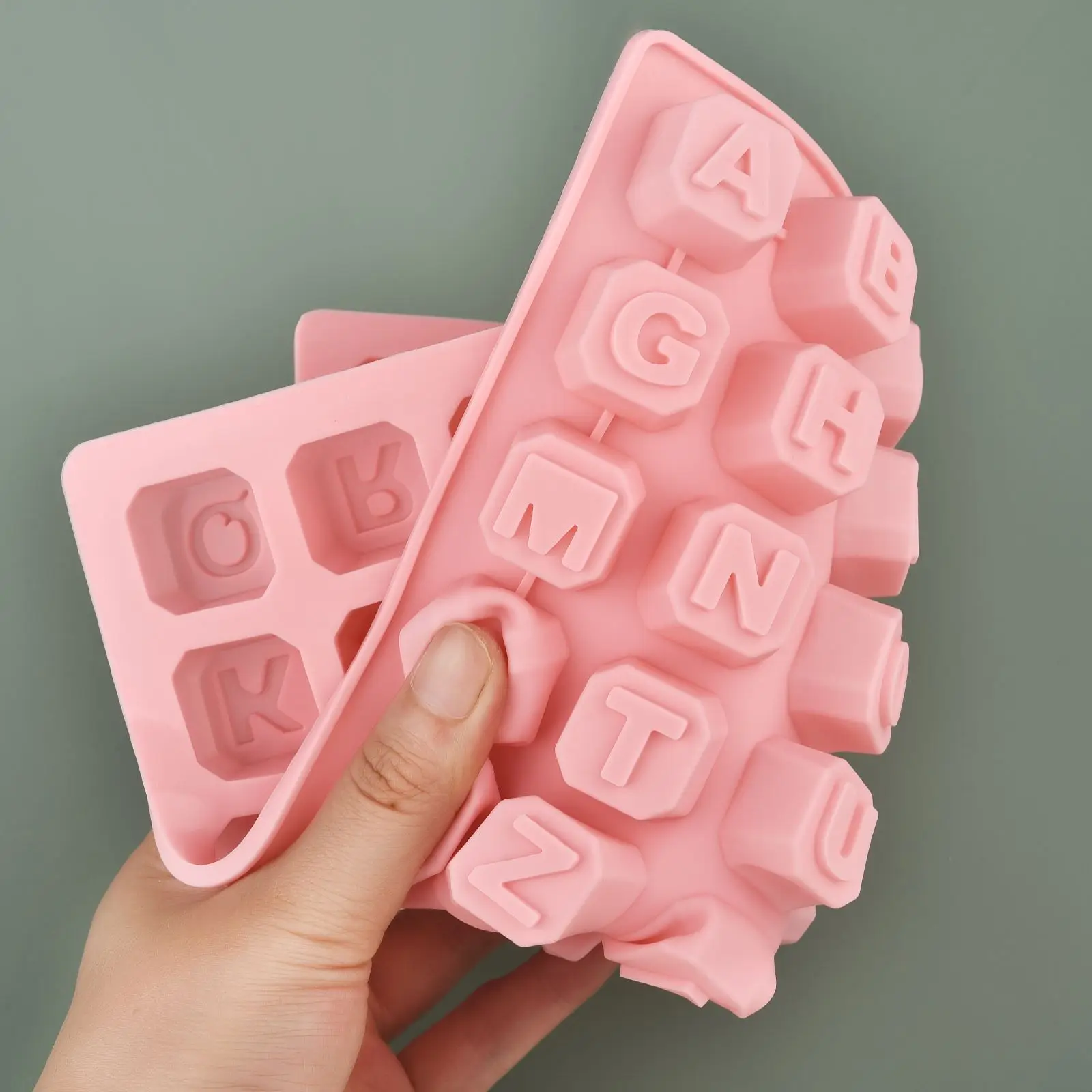 48 Letter Enghish Alphabet let - Soap Making Bar recension och pris